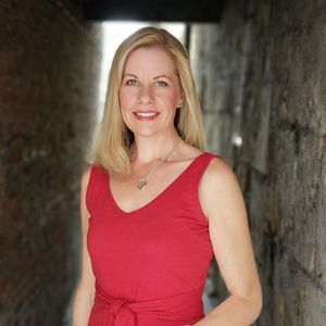 Meet your Posher, Denise